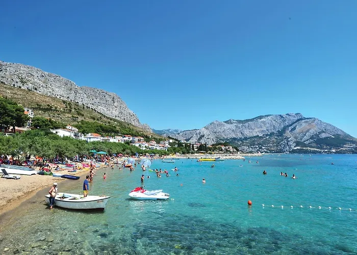 Apartamento Stunning In With Wifi Duće